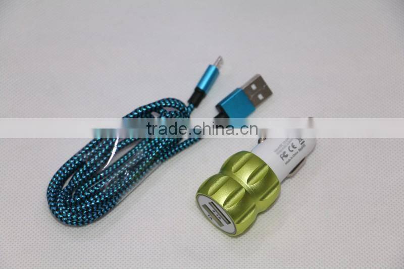 Mobile car charger manufacturer dual USB auto charger charges for smart phone android V9 V8 device