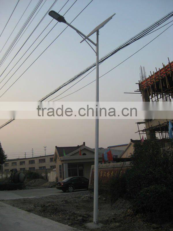 DC power solar LED street light in open air