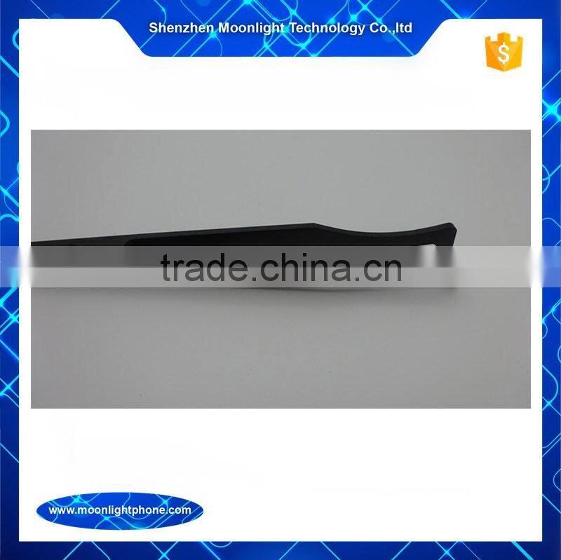 ESD Safe Tweezer for Mobile