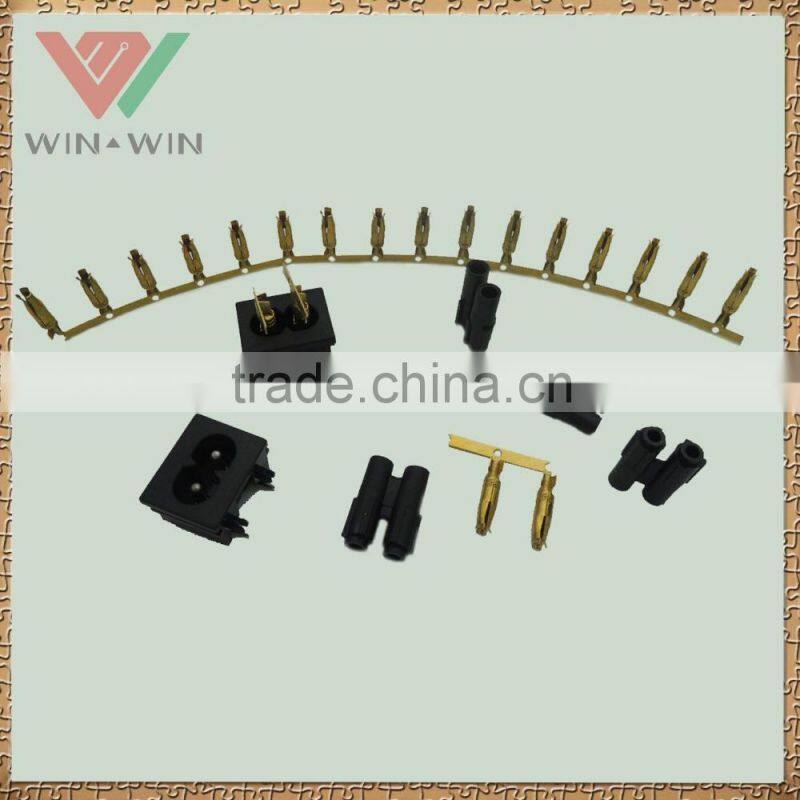 Brass crimper cable connector terminal for female side