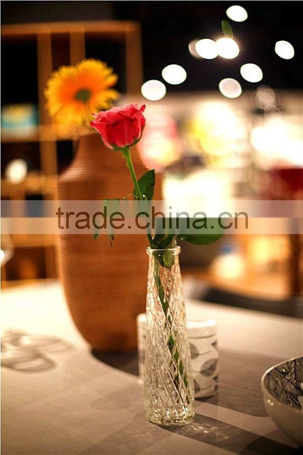 China home decoration wholesale white / black / red / yellow / blue / green / purple flower glass vase