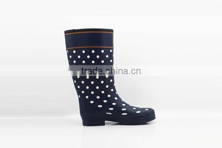 New Products Useful Latest design Rain color rubber boots