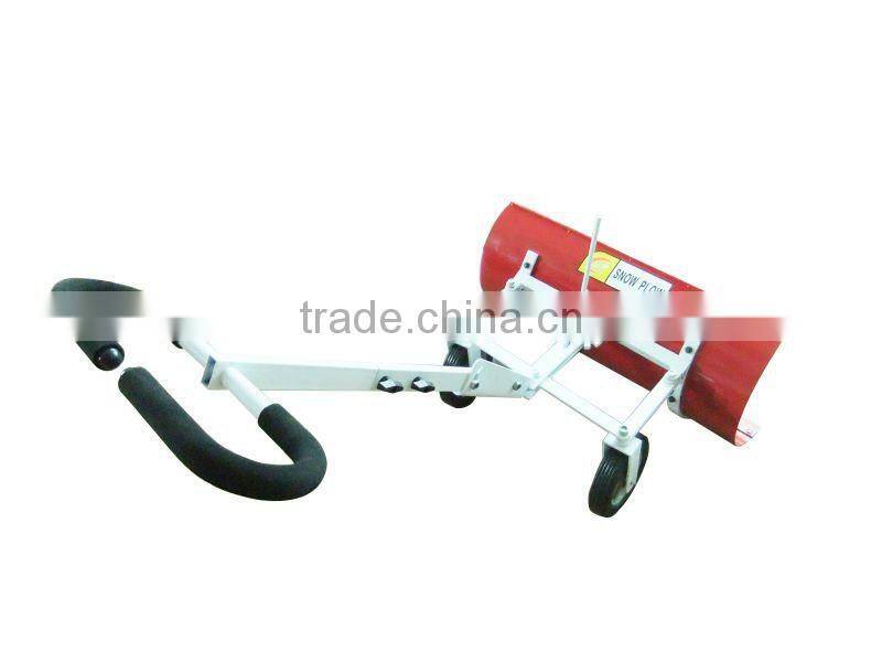 Snow shovels with wheels/hand operate snow plow