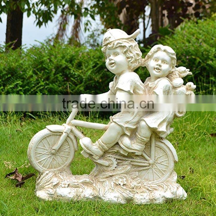 Hot Sale fiberglass resin children boy and girl garden statue