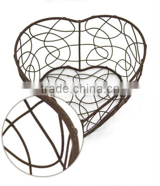Bronze metal heart gift storage box