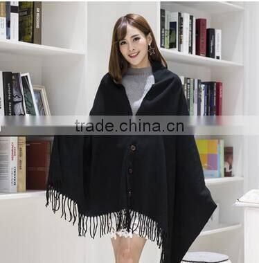 best selling 2017 plain solid color ladies buttoned shawl