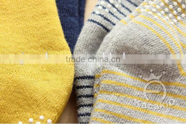 thickening baby cotton socks,cute baby cotton socks, silicone print baby socks