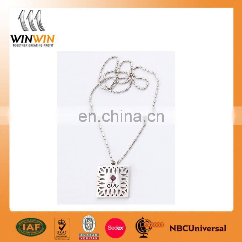 Custom fashion logo alloy necklace for gifts