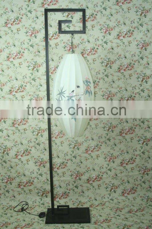 floor-mounted type lantern