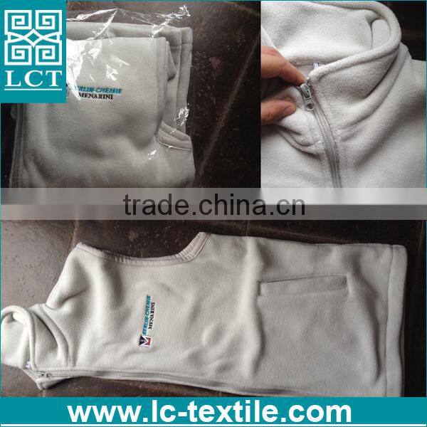 Best Buy custom embroidery good thickness promotional polar fleece vest with two pockets
