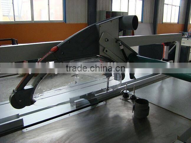 wood panel saw