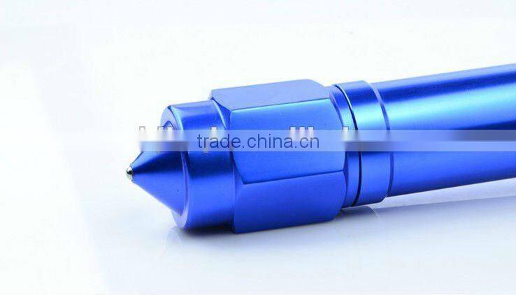 Emergency life-saving mini-car safety hammer LED light