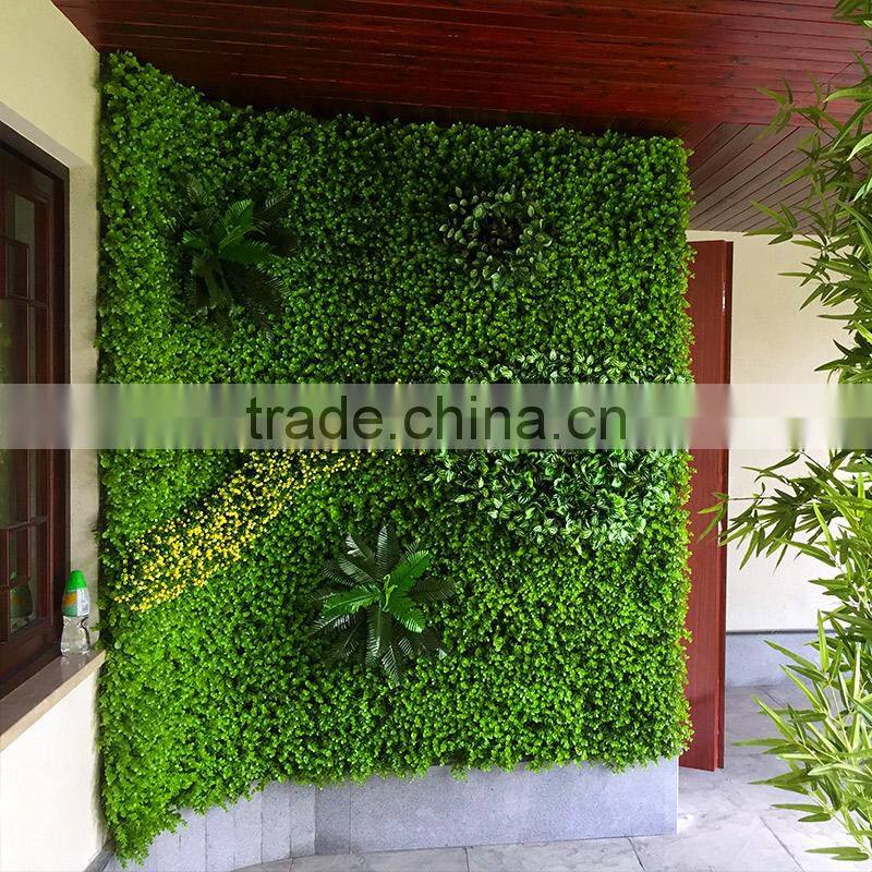Verticial grass wall tiles