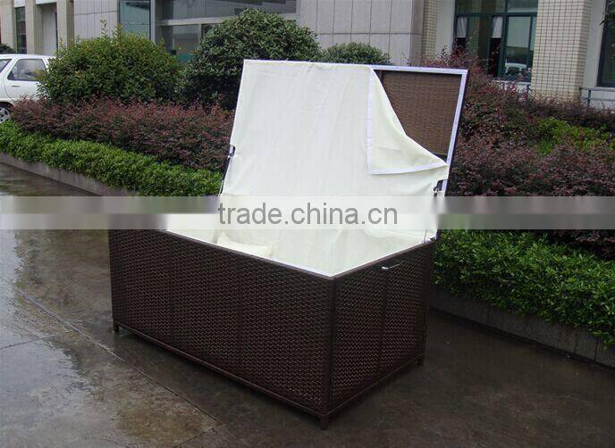 Outdoor garden storage box