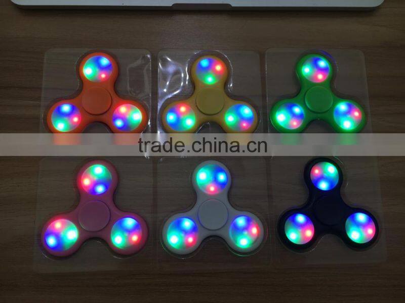 free sample OEM factory price hot sale beautiful fidget spinner anti stress pressure bearing colorful led light hand spinner