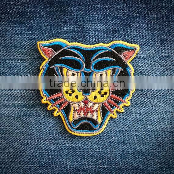 2017Customized tiger Embroidery Patch, new Custom Embroidered 3D Logo Patch