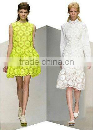 Latest Elegant Flower Lace Ladies Dresses Pictures