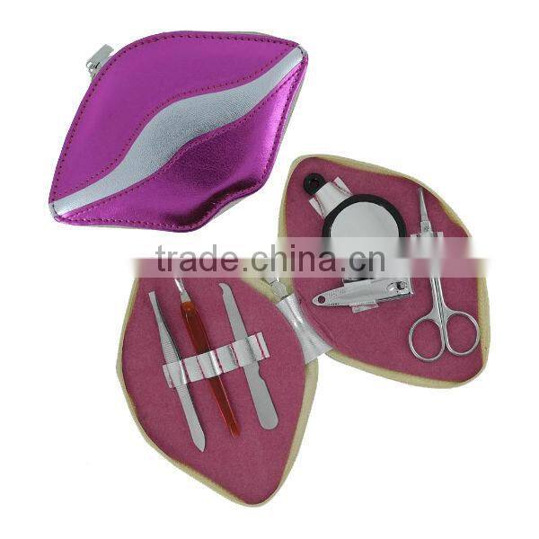 Pretty nice manicure set with bow girls manicure kit