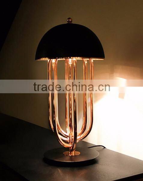 2016 New design Turner Aluminium Table lamp PLT88247
