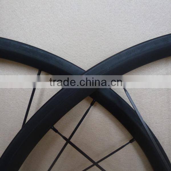 UDELSA Chinese Carbon Wheels Road 24mm Deep Clincher 20.5mm wide Cheap Wheelset F=20H R=24H