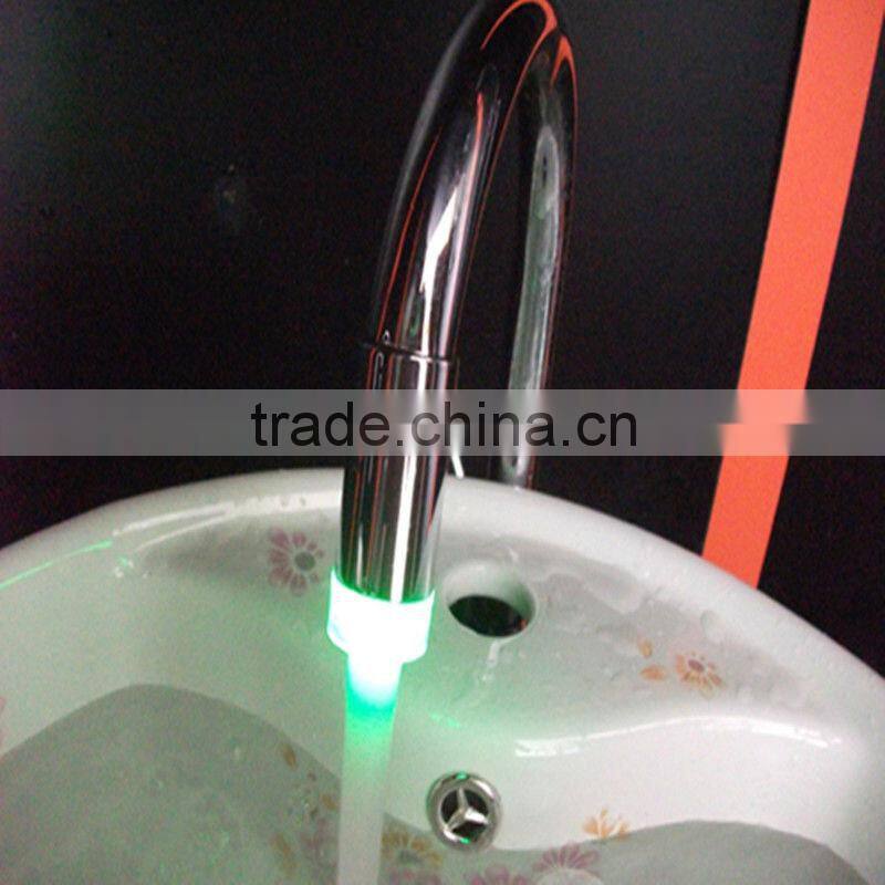 brass meterial chrome plated led faucet head,shower faucet