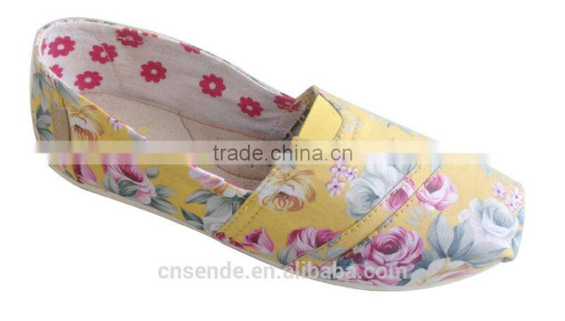 china cheap lady canvas casual shoes