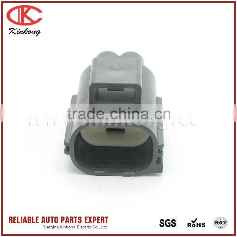 Yazaki 2 pole male waterproof electrical connector for brake vacuum pump