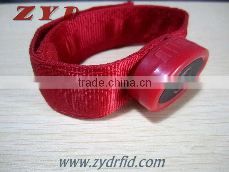 Low cost Ultralight RFID bracelet/ wristband