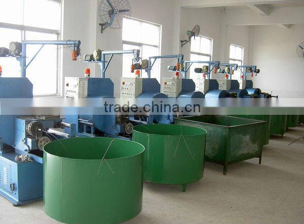 Flexible hose machine for cable casing