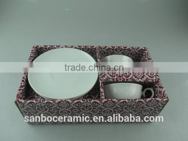 Stock cheap White Ceramic tea cup and saucer with Gife Box