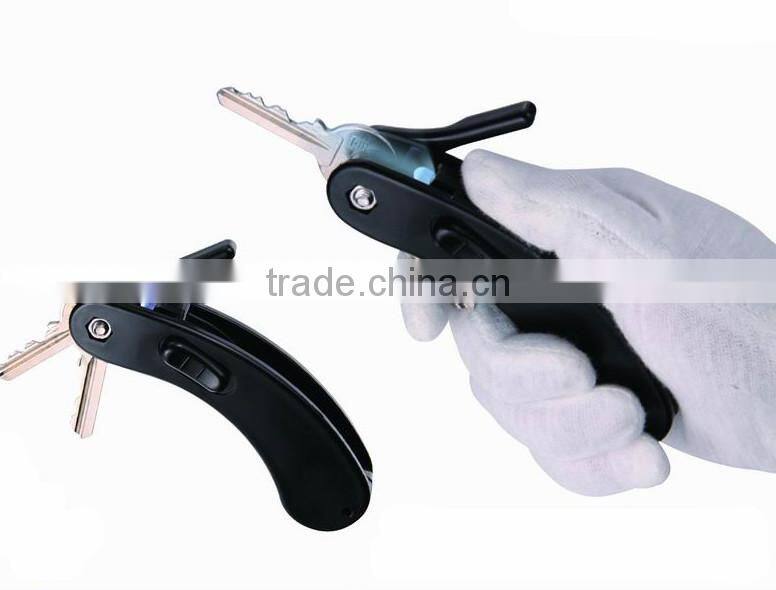 Key reacher with LED