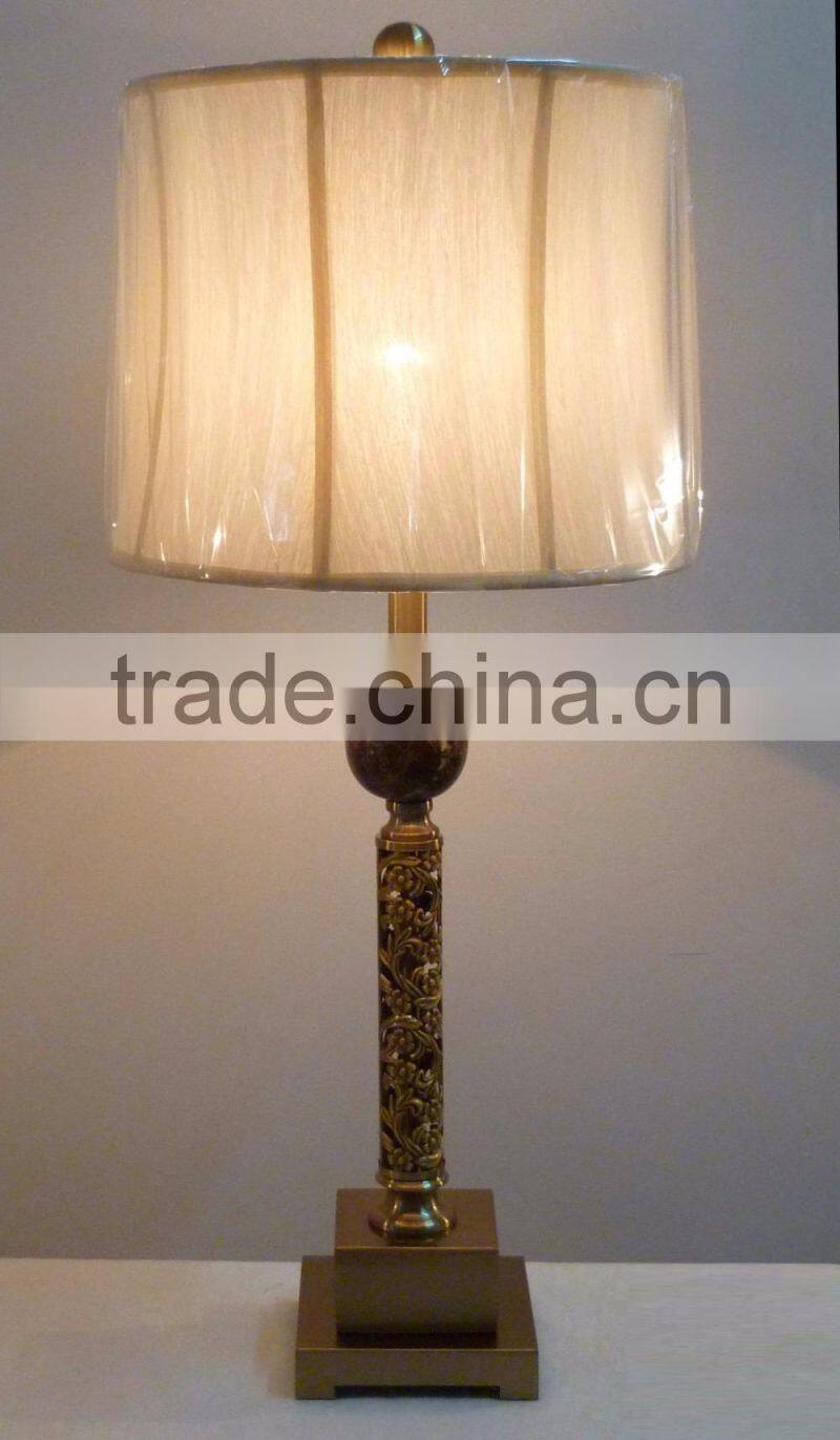 BISINI Modern Bronze Flower Carving Desk Lamp