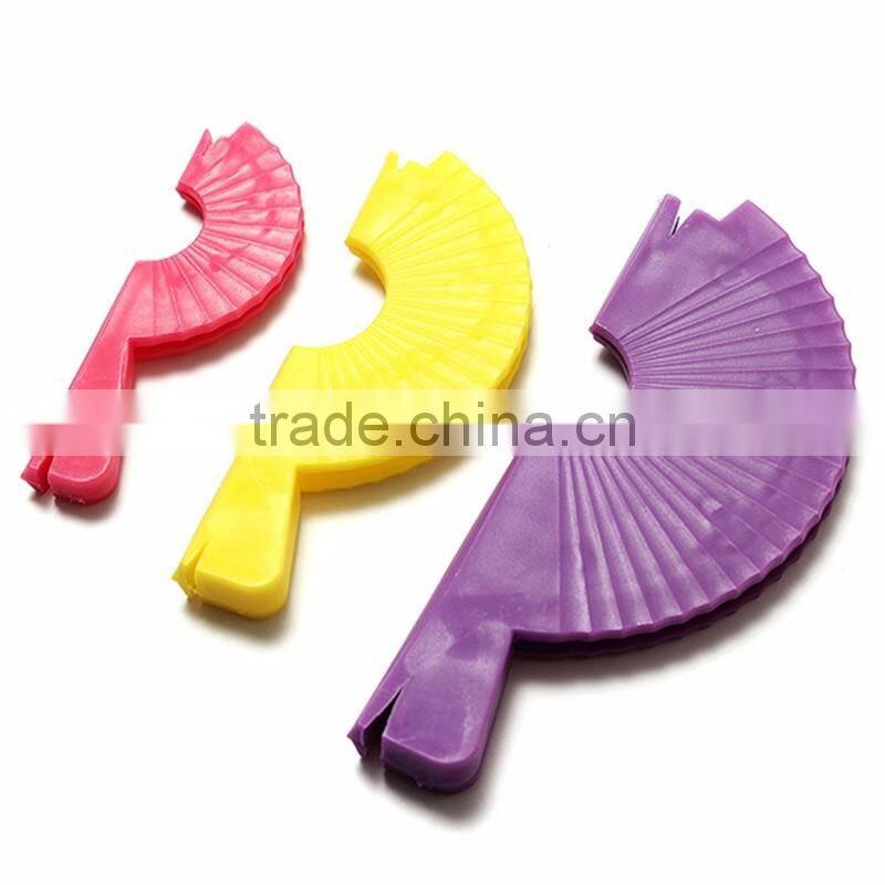 D&D New Pompom Maker Ball Weaver Needle Knitting Wool Tool Set DIY 3 Sizes