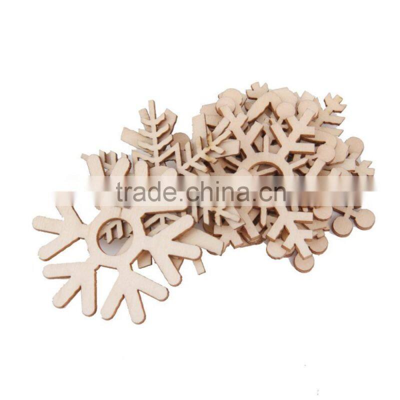 Cheap Price Wooden Crafts Christmas Ornament Wooden Carving Decoration Snowflake