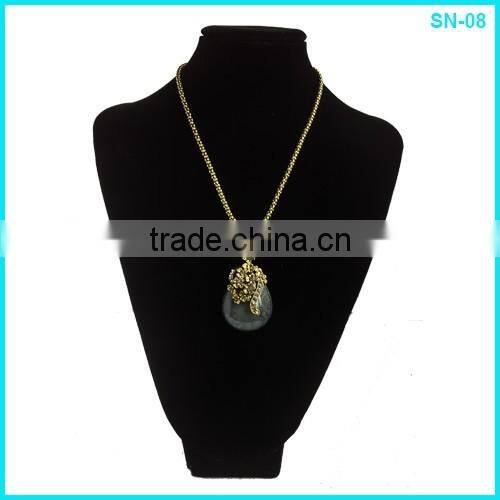 2016 Trendy Chunky Design Accessories Zinc Alloy Rhinestone Green Zircon Necklace With Gold Bohemian Chain