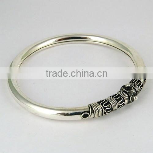 Excellent !! Flower Shape Plain 925 Sterling Silver Bracelet, For Beautiful Wrist, Fresh Silver Jewellery