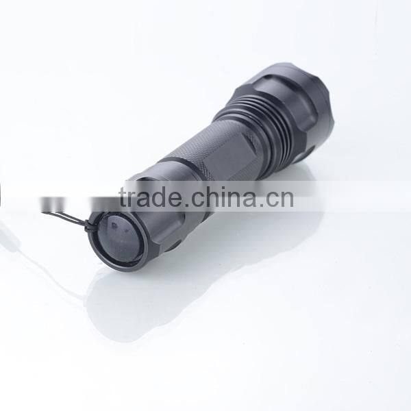 Zoomable 5W CREE LED Highlight Torch Flashlight