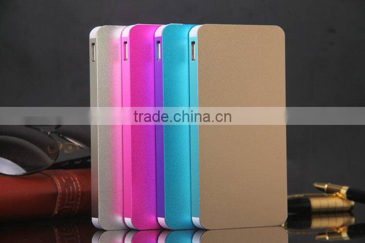 customized power bank charges for corporate gift and brand promotions