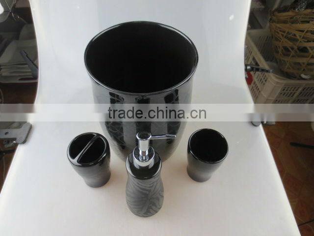 4 pcs ceramic bathroom set