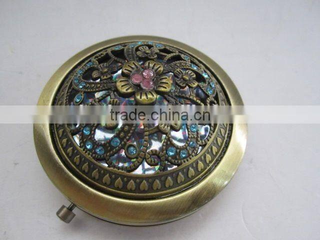Retro round hollowing metal mirror with diamonds/mirror