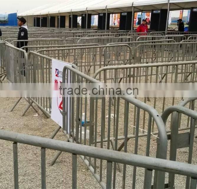 High quality steel traffic crowd control barrier for sale