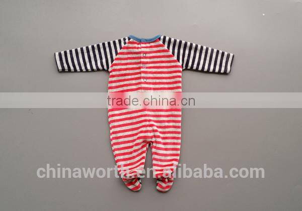 Wholesale cheap high quality cute velvet kids winter rompers with feet