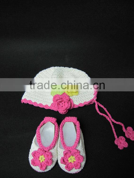 Lovely Crochet Cotton Baby socks and hats