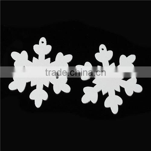 White Christmas Snowflake Wood Charm Pendants 3.5cmx3.0cm
