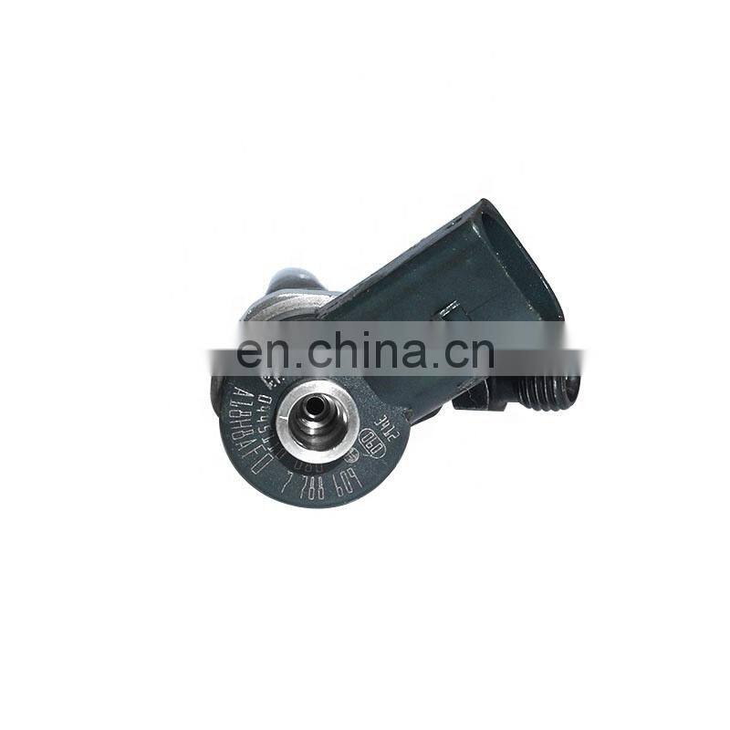 Fuel injection system common rail fuel injector 0445110064