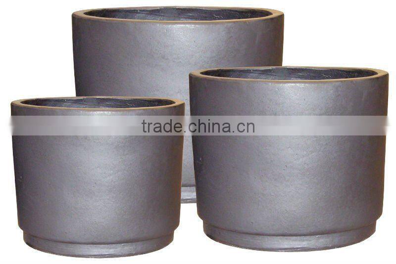 ceramic low garden pot with dot design