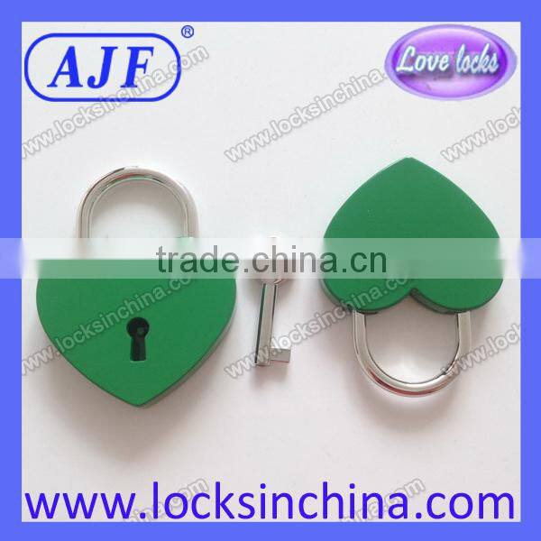 AJF Green Heart shape padlocks with key for wedding decoration