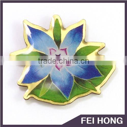 Custom design fancy flower shape pin badge
