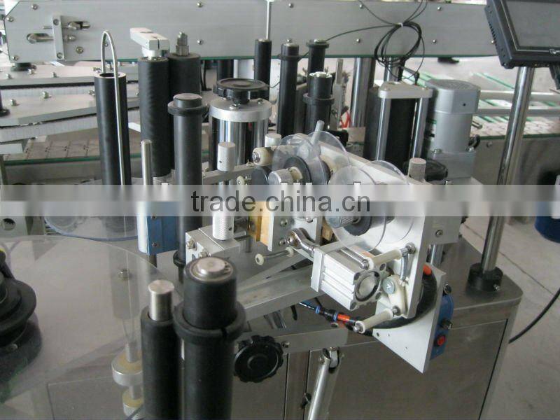 NP-TS Automatic flat labeling machine