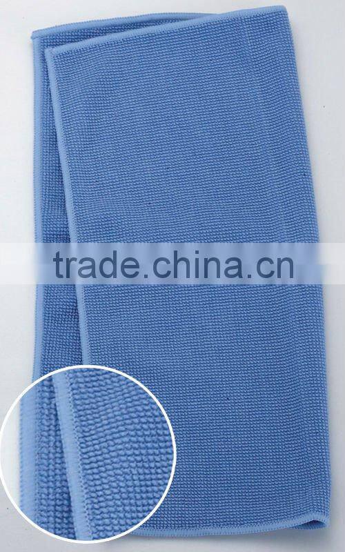 Microfibre cleaning cloth for screen